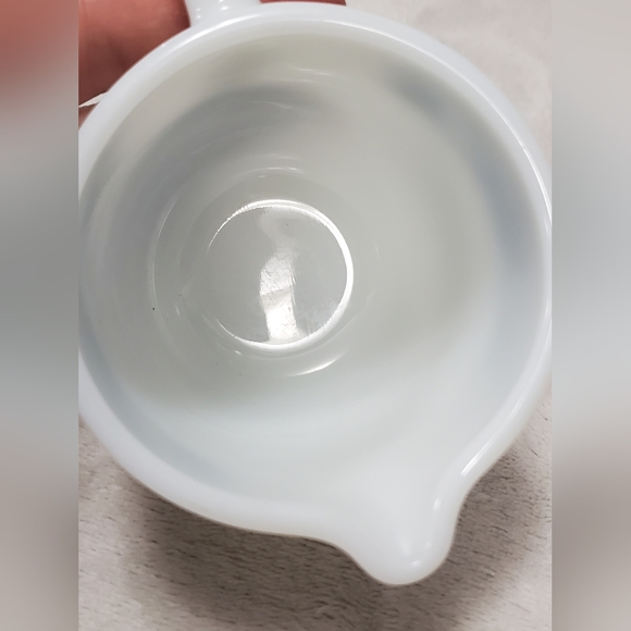 Vintage Pyrex by Corning Old Town Blue Milk Glass Creamer Cup - Picture 3 of 3